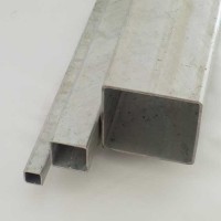 verz. Vierkantstahlrohr 40 x 40 x 2,0 verz. Vierkantstahlrohr 40 x 40 x 2,0